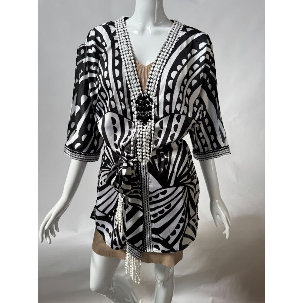 White House Black Market Printed Kimono-Style Tunic S Black & White With Embelli